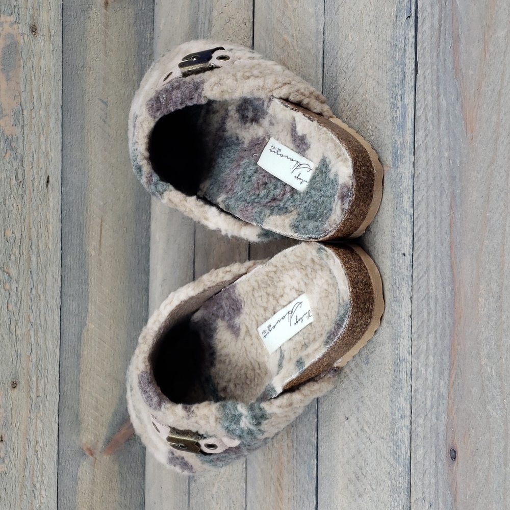 Vintage Havana Women's Ricky Camo Cozy Sherpa Mules Clogs Slippers - Picture 6 of 9